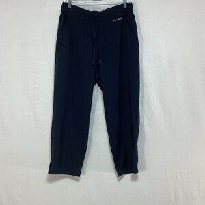 Eddie Bauer Women's Black Cropped Pants size medium